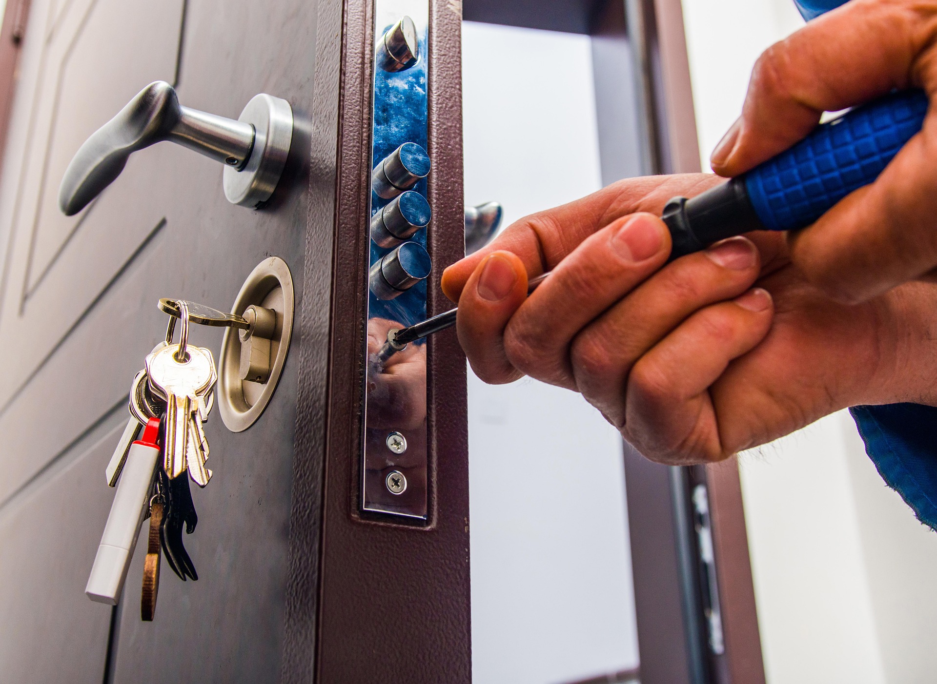locksmith-8559026_1920
